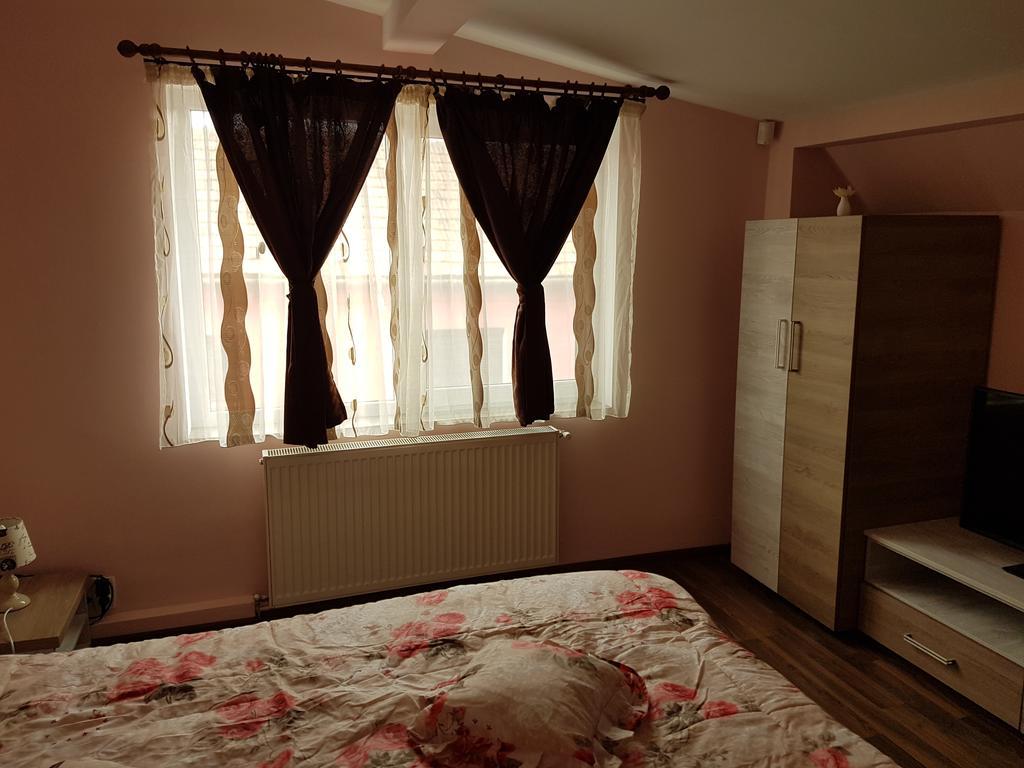 Apartamento Amma Braşov Exterior foto
