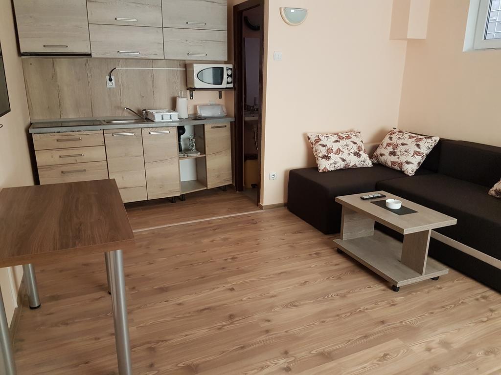 Apartamento Amma Braşov Exterior foto